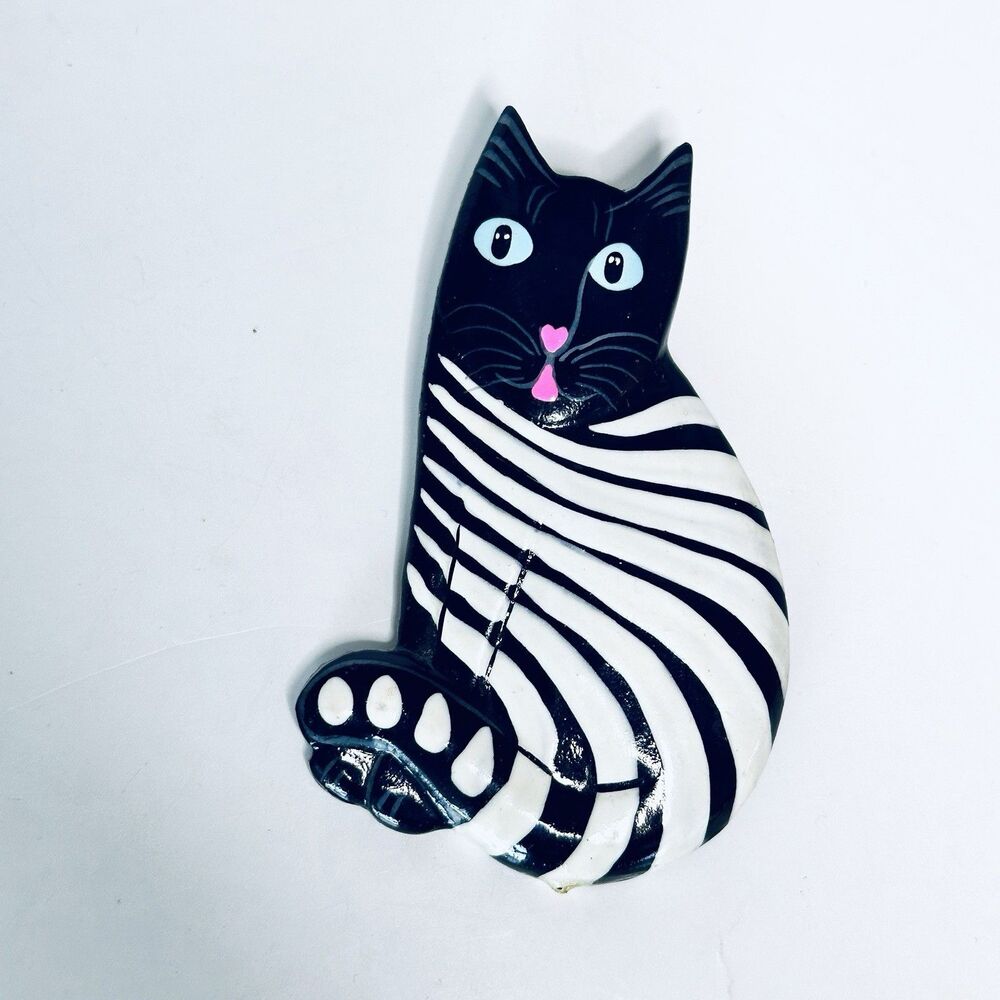 Vintage Kitty Cat Large Wood Brooch Pin Whimsical Folk Art Artisan Artsy Jewelry